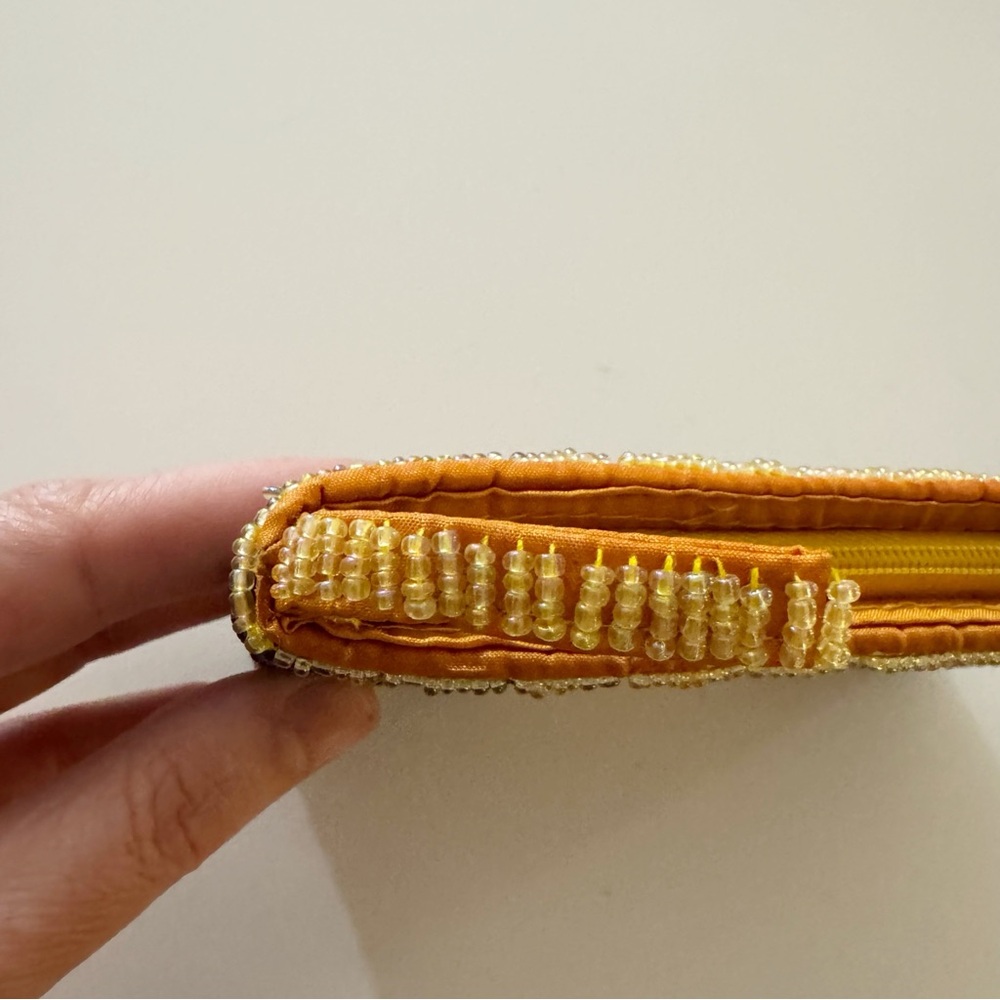 Beaded Small Card/Coin Pouch - Picture 4 of 10